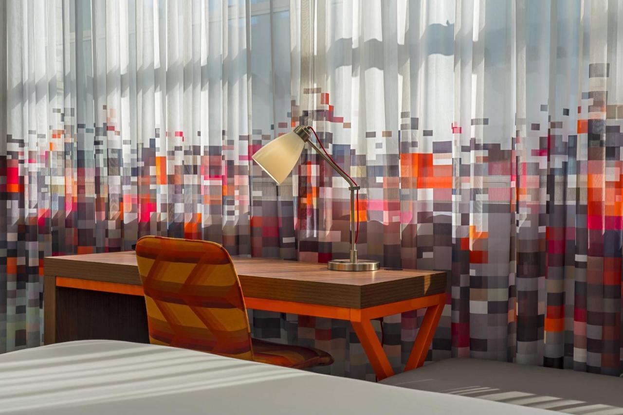 Aloft Downtown 4*