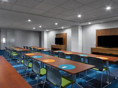 Aloft Downtown Hotel